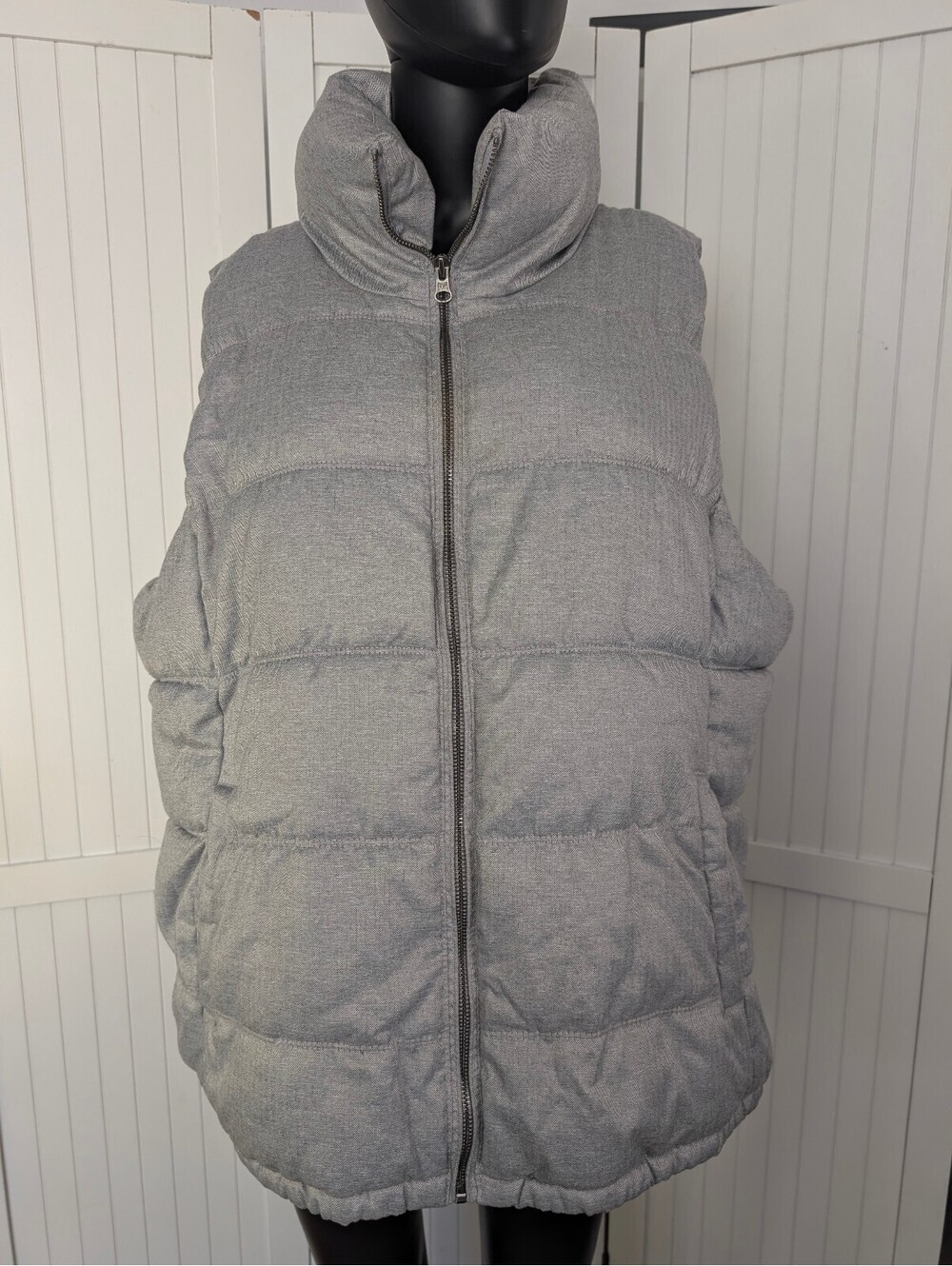 Old Navy Women's XXL Gray Herringbone Frost Free Puffer Vest Fleece Lined Zip